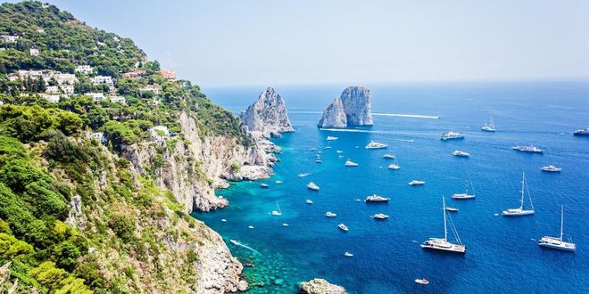 Bateaux à Capri, Italie