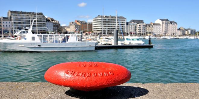 La ville et le port de Cherbourg en Normandie, France