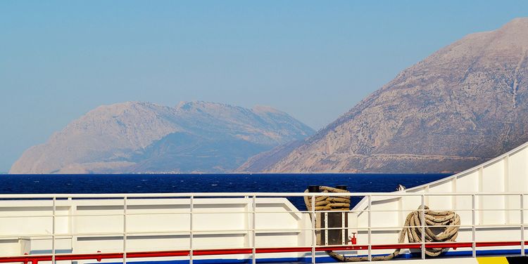 Ferries d'Athènes (Le Pirée) à Folégandros