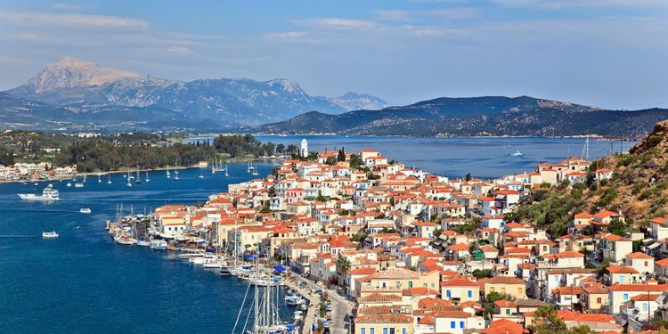 Ferry from Methana to Poros