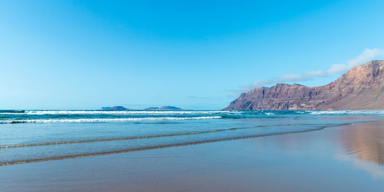 Πλάγια Μπλάνκα - Κοραλέχο ακτοπλοϊκά & δρομολόγια