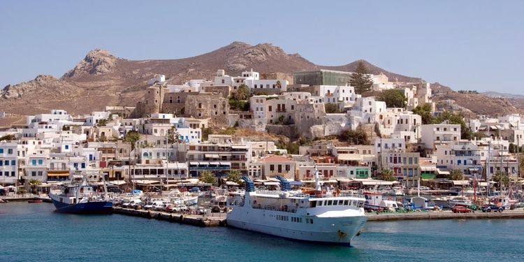Athens (Piraeus) - Naxos
