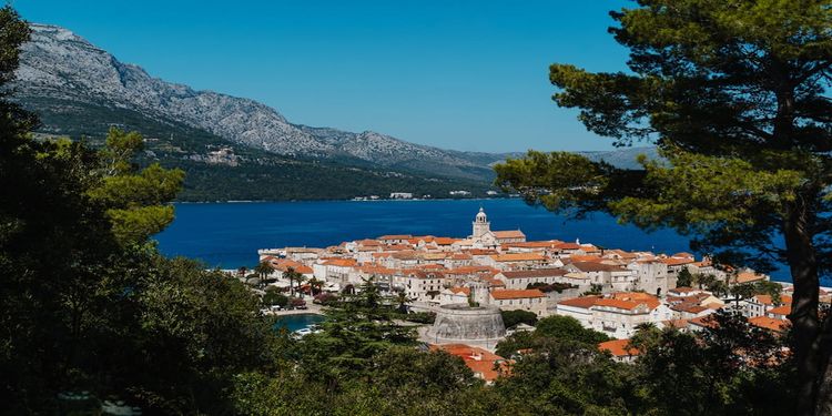 Trajekt Sućuraj – Korčula (sve)
