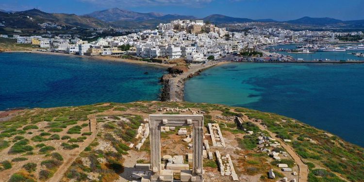 Santorini - Naxos
