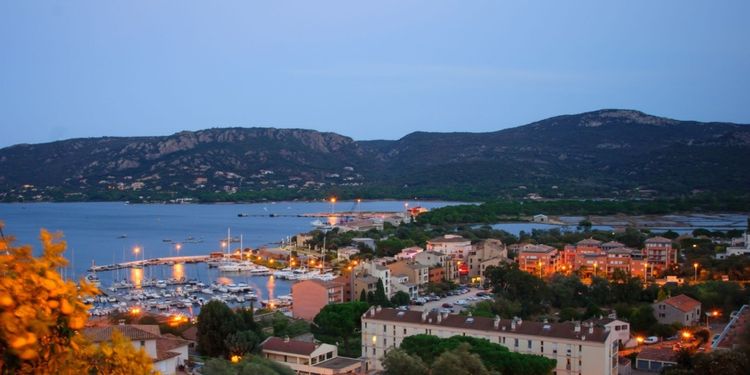 Färja från Toulon till Porto-Vecchio