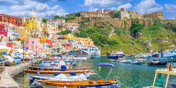 Pozzuoli – Procida