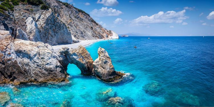 Färja från Skopelos till Skiathos