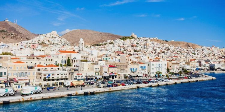Atenas (Piraeus) - Syros