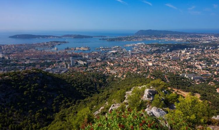 Ferry L'Île-Rousse - Toulon