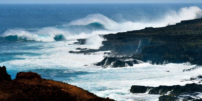Impressive waves for surfing in the Canary Islands