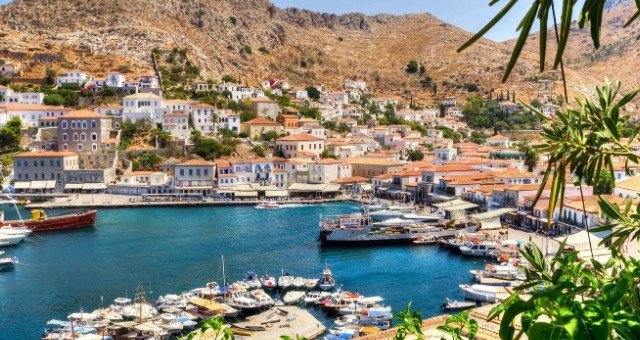 Hydra town and port