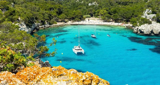 Plage de Cala Macarella à Minorque, Îles Baléares