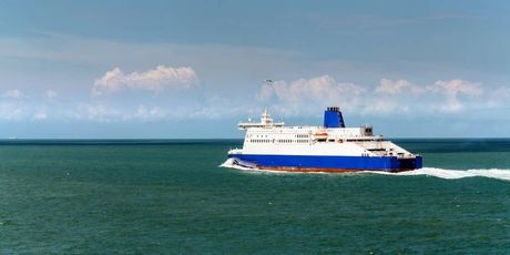 Trip between the UK and France: ferry or LeShuttle?