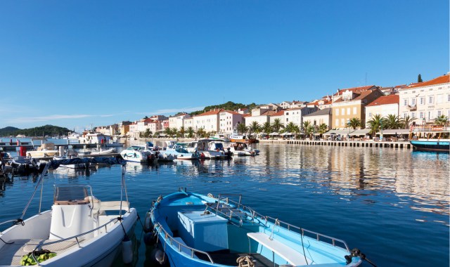 Barcos en el puerto de Mali Lošinj