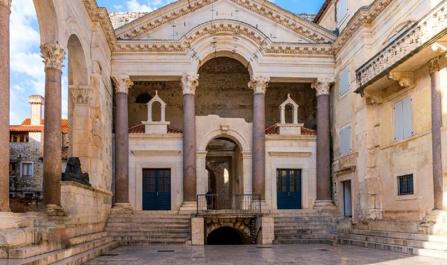  Il palazzo di Diocleziano, un complesso architettonico romano nel centro storico di Spalato, Croazia