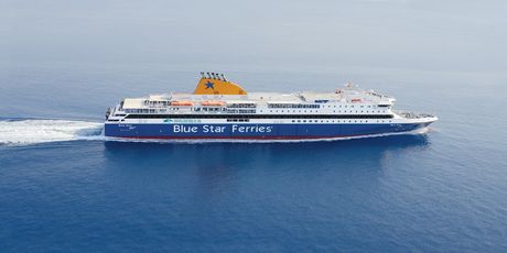 Από ποια νησιά περνάει το Blue Star Patmos