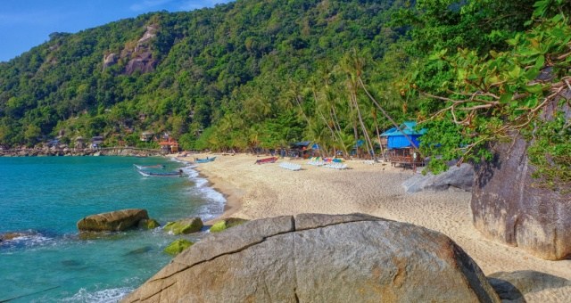 Haad Yuan beach in Ko Pha-ngan island, Thailand