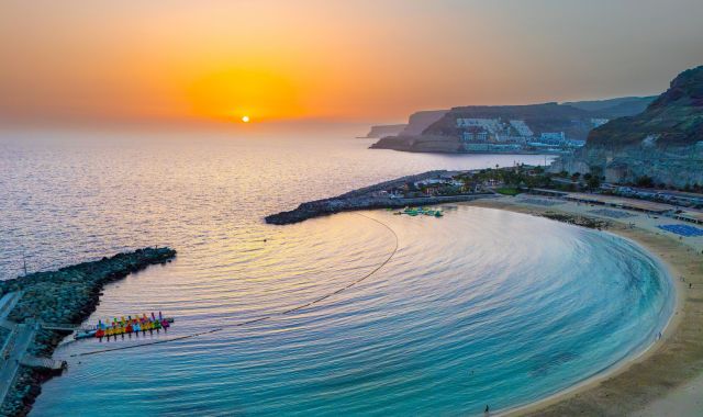 Tramonto sulla spiaggia di Playa de Amadores, a Gran Canaria
