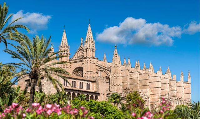 View of La Seu cathedral in Palma de Mallorca, Balearic Islands, Spain