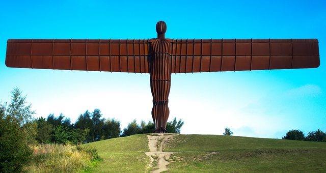 Trail leading to the Angel of the North statue in Gateshead