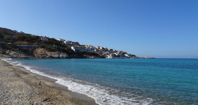 Die Badbucht Seychelles auf Ikaria, Griechenland