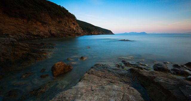 The rocky bay of Buca delle Fate in the Gulf of Baratti