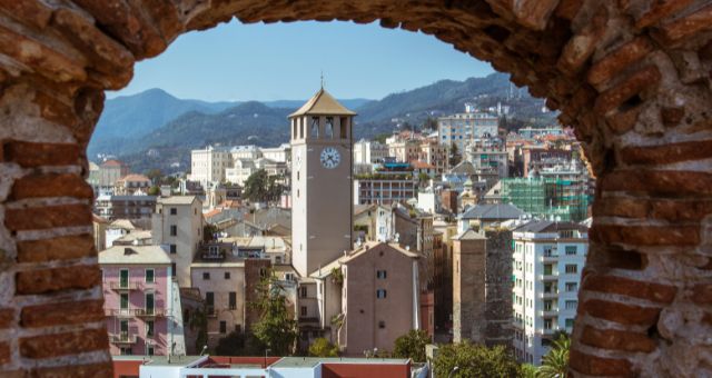 Vista dei palazzi di Savona dalla Fortezza del Priamar