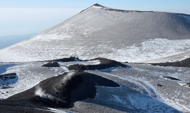 Лунният пейзаж на парк Етна в Катания, Сицилия