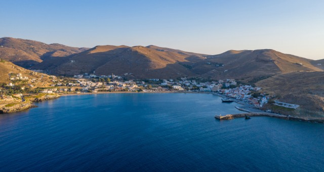 Sunset at the port of Korissia in Kea