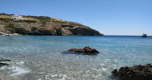 Der Strand Aligaria auf Schinoussa