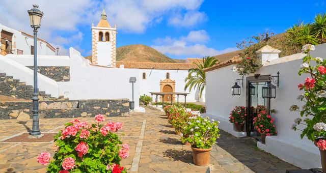 Flower arrangements at the church of Santa María de Betancuria in Fuerteventura, Spain