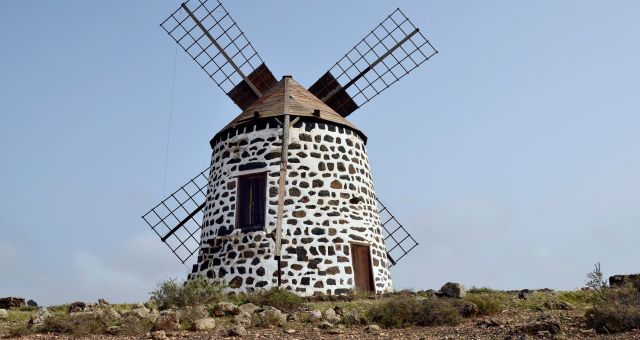 Moinho de vento de pedra em Fuerteventura, nas Ilhas Canárias, Espanha