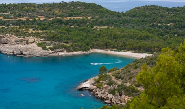 Blick auf die Küste von Spetses, Griechenland