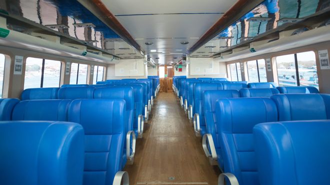 images.vessels.class.standardSeats.altText