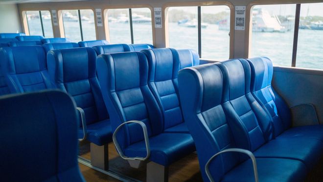 images.vessels.class.standardSeats.altText