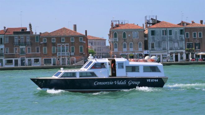images.vessels.ferry.exterior.altText