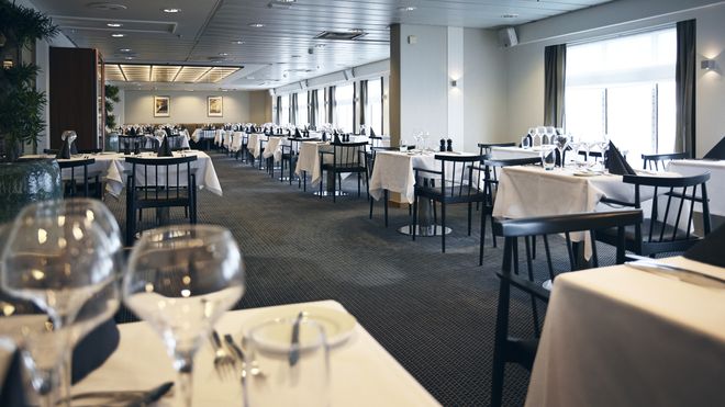 images.vessels.spaces.restaurant.altText