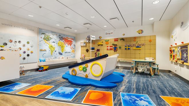 images.vessels.spaces.playZone.altText