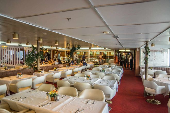 images.vessels.spaces.restaurant.altText