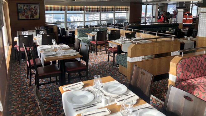 images.vessels.spaces.restaurant.altText