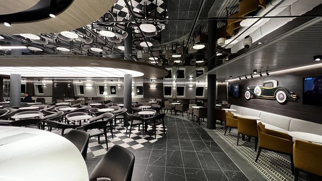 images.vessels.class.lounge.altText