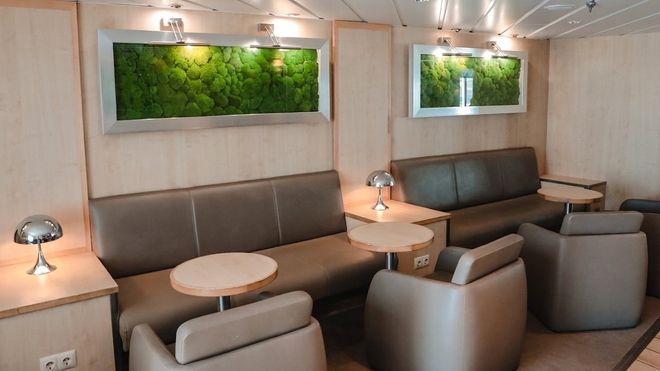 images.vessels.class.lounge.altText